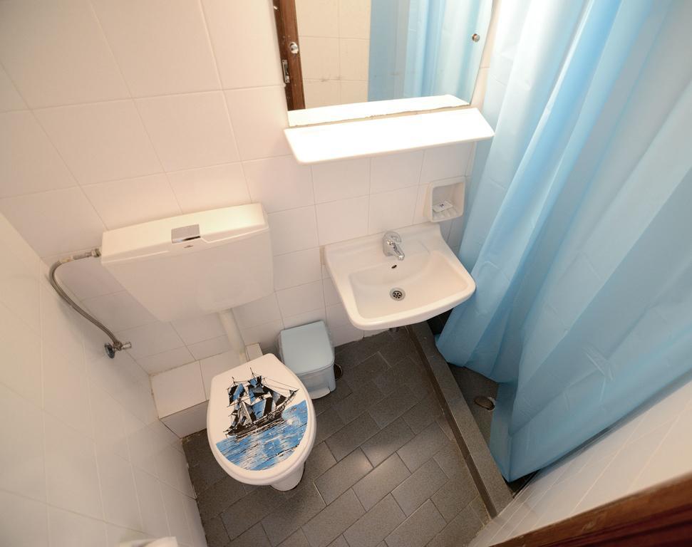 To Gefyraki Rooms Ágios Kírykos Habitación foto