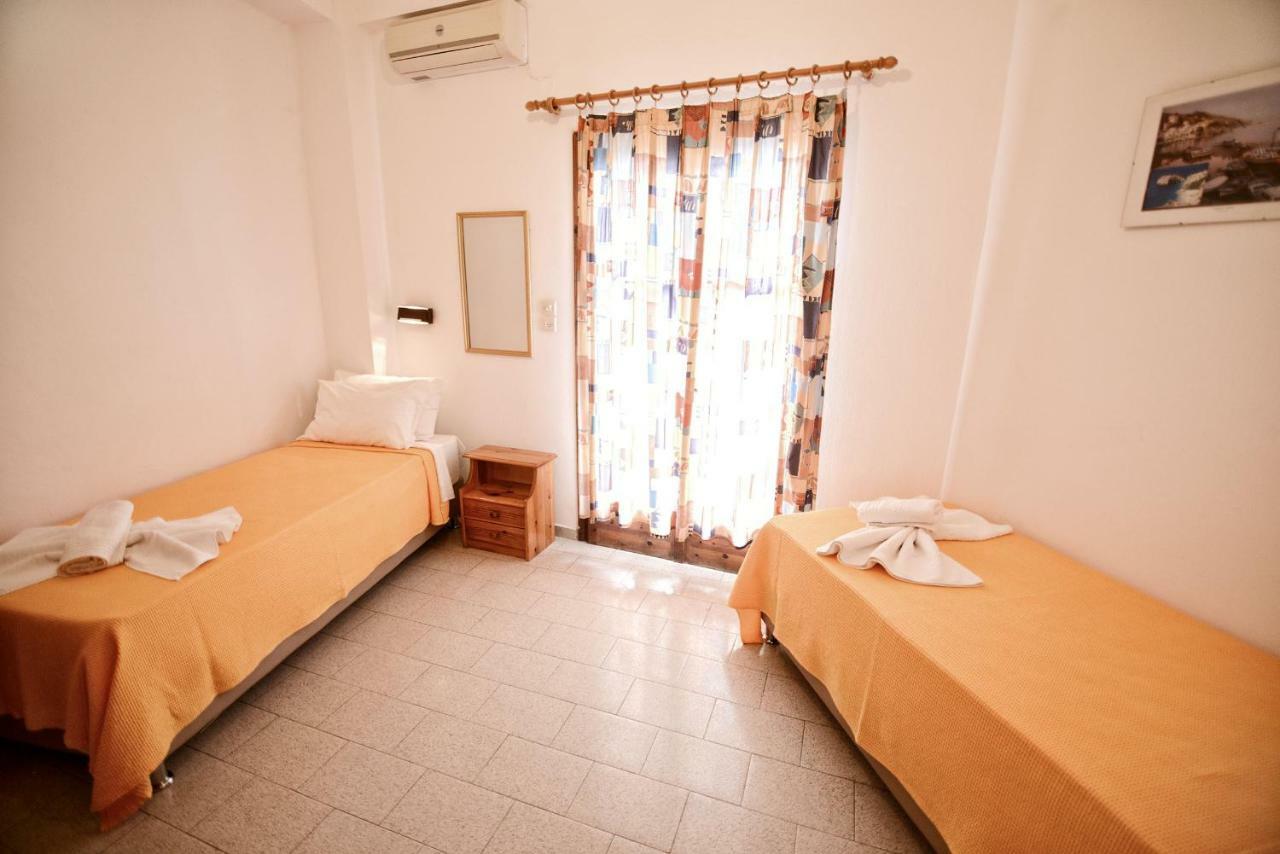 To Gefyraki Rooms Ágios Kírykos Exterior foto